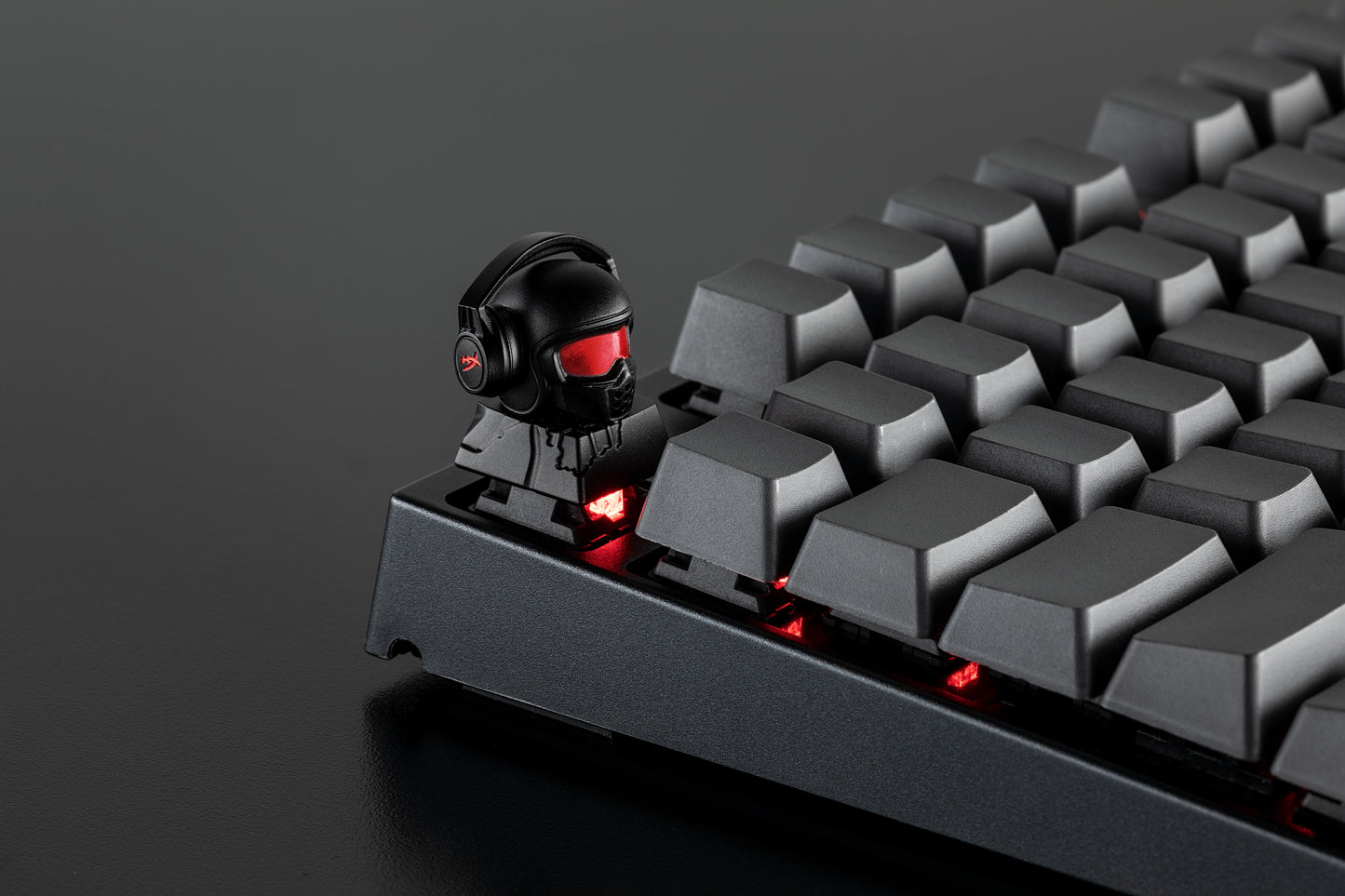 ZOMO X KINGSTON X HyperX Motorcycle Rider Keycap