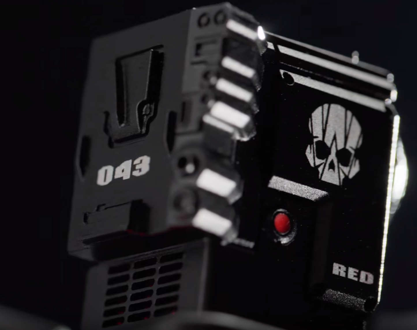 ZOMO X Media Storm Red Gemini